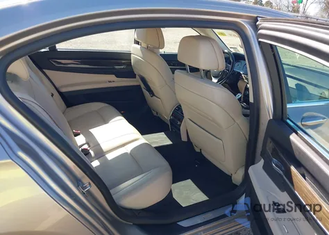 2012 BMW 750Li from USA, damaged, VIN WBAKB8C52CC964494